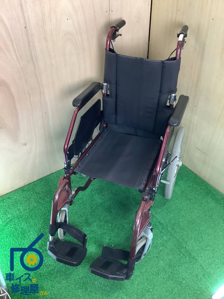 中古品 車椅子№13 自走式 折り畳み式 スイングアウト アーム跳ね上げ ベルト付 車イス安全整備士による点検・整備済 動作確認済
