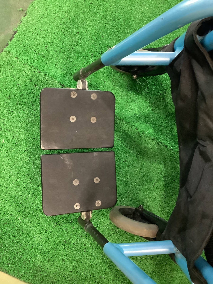 中古品 車椅子№5 自走式 折り畳み式 タイヤカバー付 ベルト付